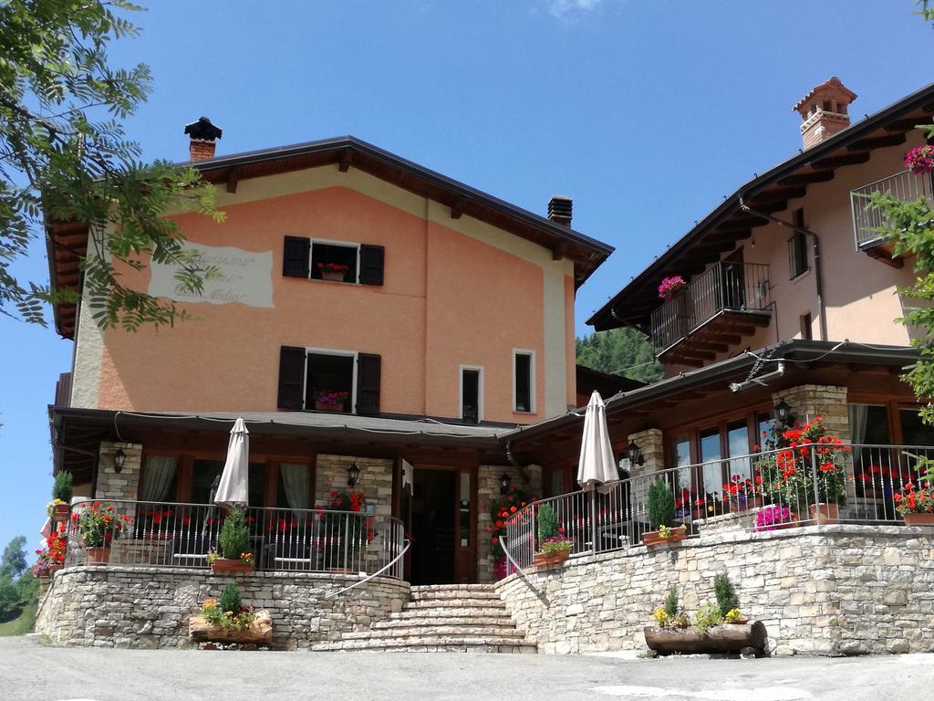 Гостевой дом Agriturismo Cornei Da Nadia Коллио Экстерьер фото