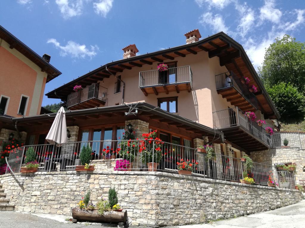 Гостевой дом Agriturismo Cornei Da Nadia Коллио Экстерьер фото