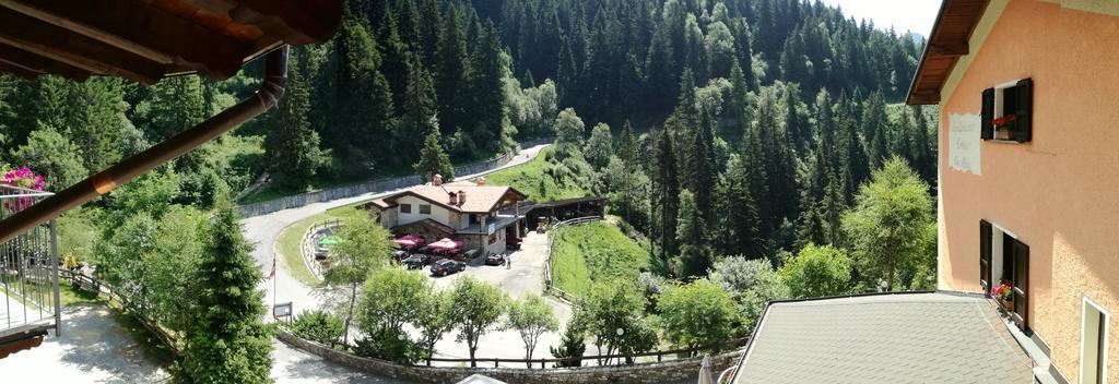 Гостевой дом Agriturismo Cornei Da Nadia Коллио Экстерьер фото