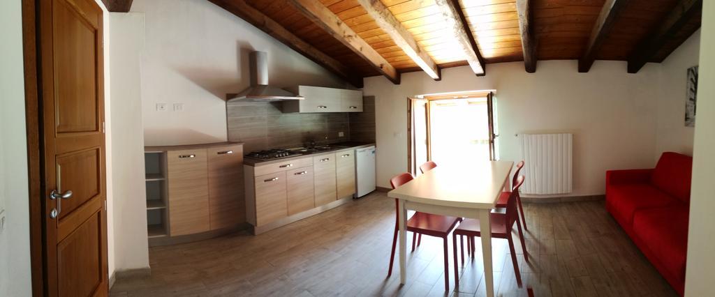 Гостевой дом Agriturismo Cornei Da Nadia Коллио Экстерьер фото